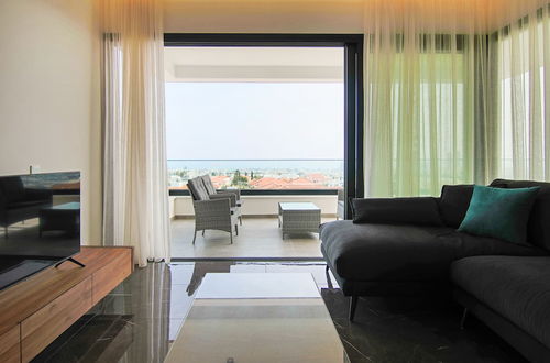 Photo 15 - Phaedrus Living: Sea View Anna Residence 302