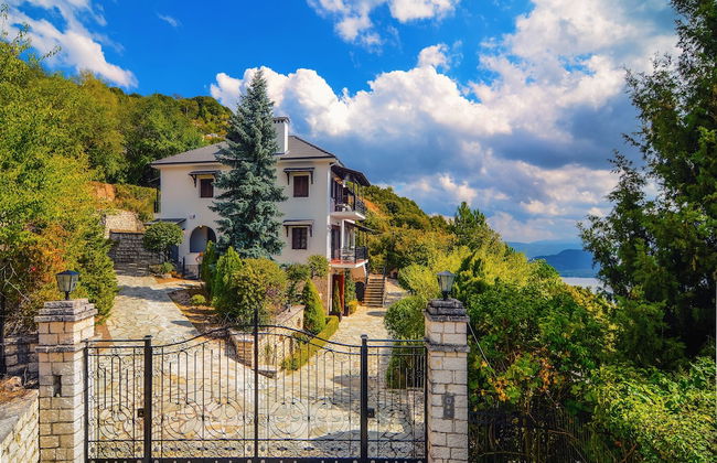 Infinity Villa Ioannina - Photo 32