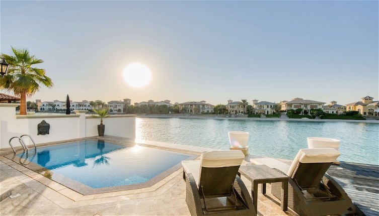 Photo 1 - Maison Privee - Glamourous Beachfront Villa on The Palm w/ Pool