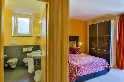 Photo 19 - Luxury Room With sea View in Amalfi ID 3934