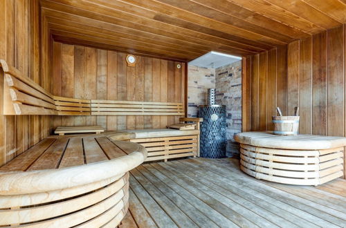 Photo 22 - Modern Holiday Home in Avelgem with Sauna & Hot Tub