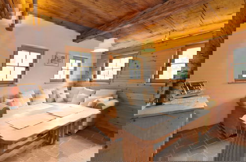 Photo 12 - Cozy Chalet in Sankt Johann in Tirol near Ski Area