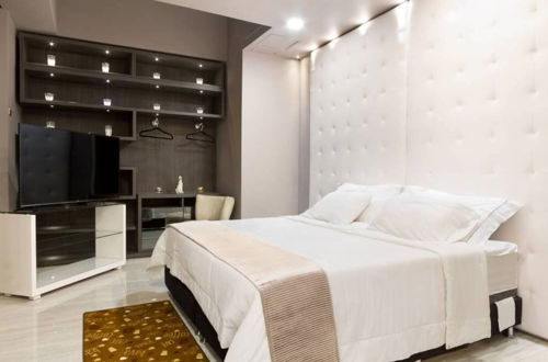 Photo 7 - Ultra Luxury 2 Bed Loft in Lleras