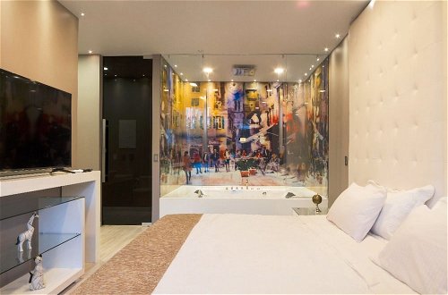 Foto 3 - Ultra Luxury 2 Bed Loft in Lleras