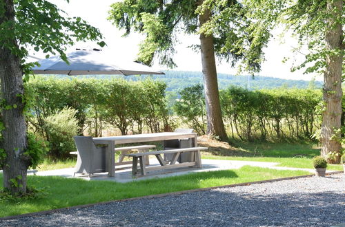 Photo 14 - Superb Holiday Home With Garden in Serinchamps