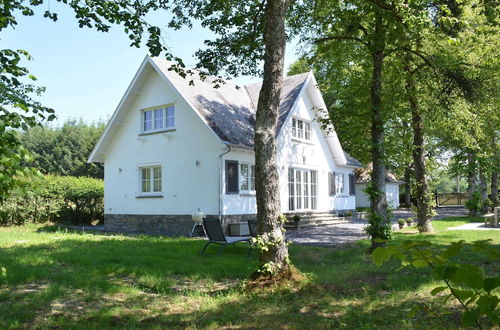 Photo 26 - Superb Holiday Home With Garden in Serinchamps