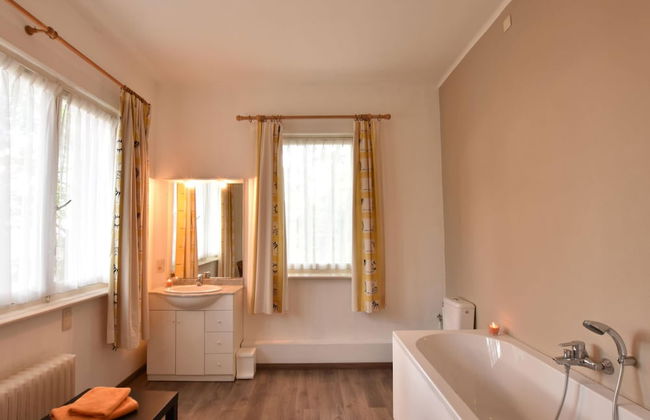 Former Hotel in the Centre and Near the Beach in Panne - Photo 22