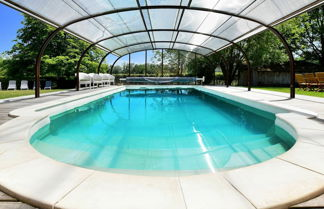 Foto 1 - Magnificent Holiday Home in Baronville With Heated Pool & Billiards