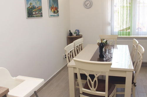 Photo 18 - Charming Apartment in Grebastica With Terrace