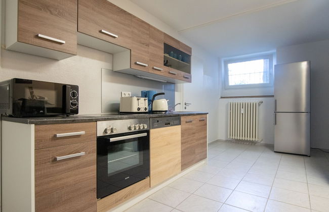 Tolstov-Hotels Convenient 4 Room Apartment - Foto 11