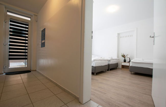 Tolstov-Hotels Convenient 4 Room Apartment - Foto 7