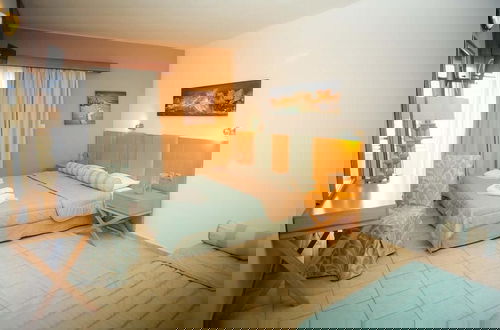 Photo 5 - Kapsohora Inn Hotel