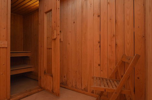 Photo 17 - Cozy Holiday Home in Stoumont with Sauna & Hot Tub