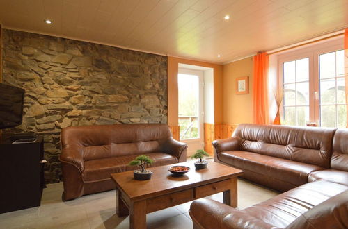 Photo 10 - Cozy Holiday Home in Stoumont with Sauna & Hot Tub