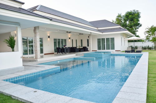 Photo 12 - Tulip House Pool Villa Hua Hin