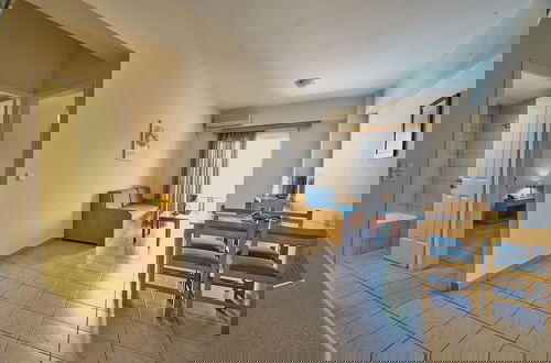 Photo 10 - Veronica Hotel