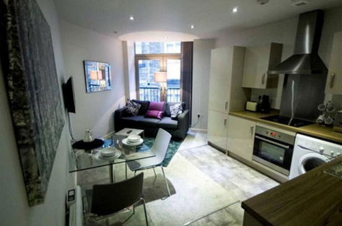 Photo 15 - Stayzo Modern Studio Apartment 1 in Bradford City