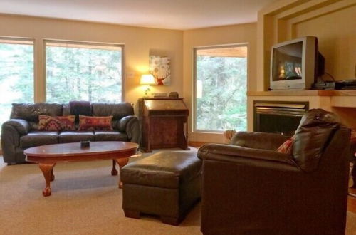 Photo 18 - Mt Baker Lodging Cabin 29 - Sleeps 11