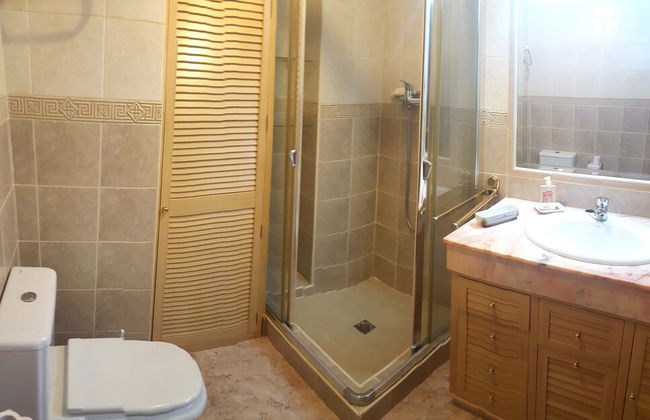 Piso junto a Jardines de la Victoria y Renfe - Foto 13