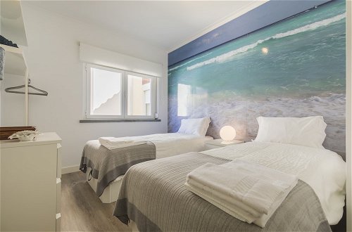 Photo 4 - Cozy Seaview Apartment