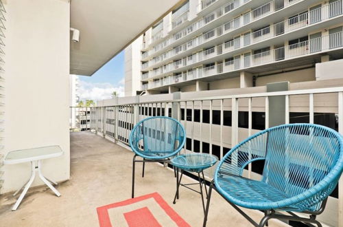 Photo 19 - Large 2br/2ba Steps to Waikiki Beach by Domio