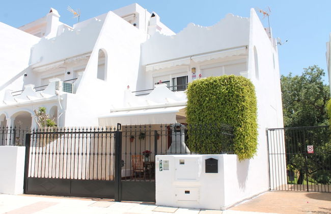 Rootop Villa - Chalet en Cabo Pino con vistas al mar, jardines y piscina - Photo 15