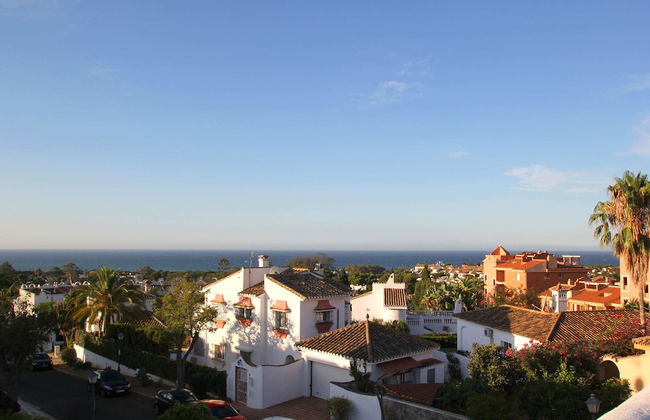 Rootop Villa - Chalet en Cabo Pino con vistas al mar, jardines y piscina - Photo 26