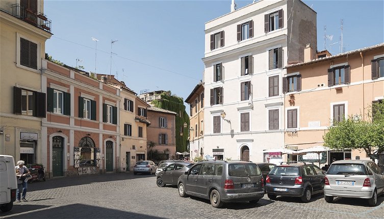 Photo 1 - Trastevere Design Flat