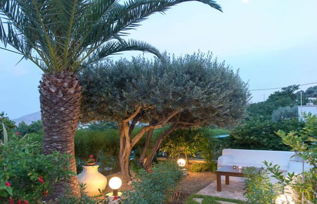 Hotel Elena - Photo 1