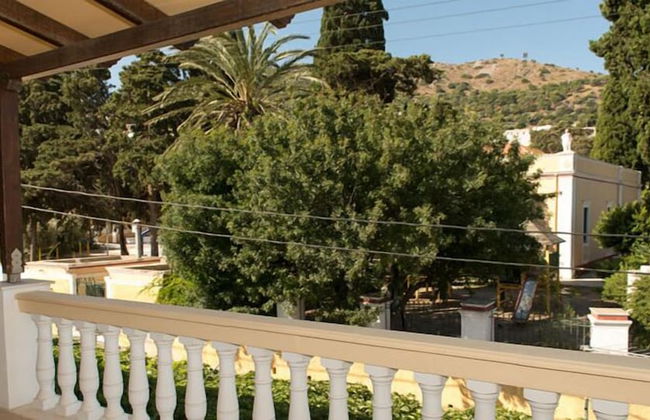 Hotel Elena - Photo 31