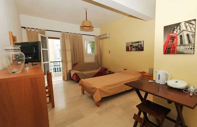 Hotel Elena - Photo 16