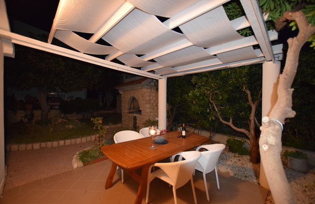 Nice Apartment With Balcony and Sea View, Outdoor Kitchen for use - Photo 3
