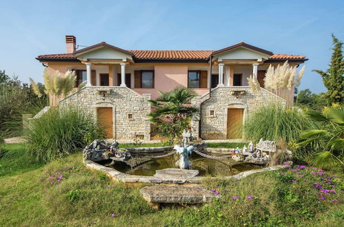 Photo 25 - Magnificent Holiday Home in Istria