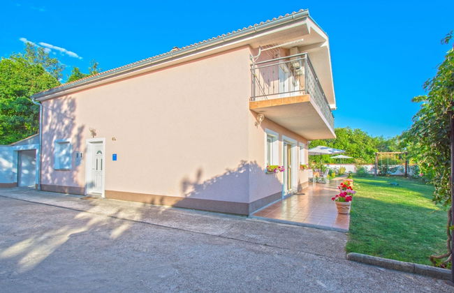 Adorable Holiday Home With Private Pool & Terrace With Barbecue - Foto 26