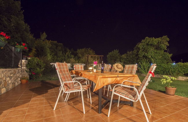 Adorable Holiday Home With Private Pool & Terrace With Barbecue - Foto 20
