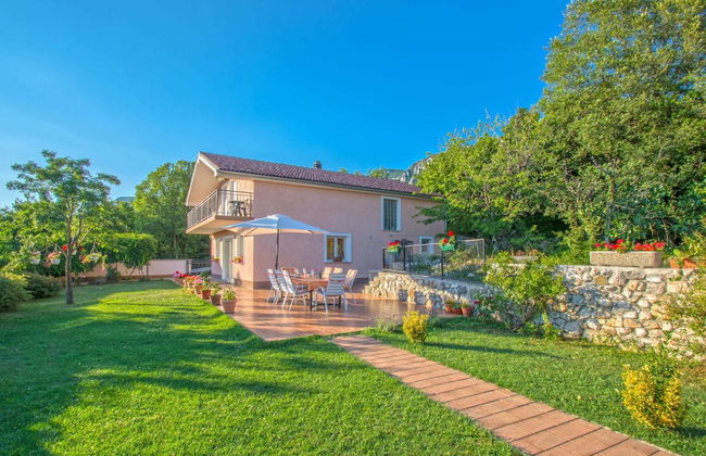 Adorable Holiday Home With Private Pool & Terrace With Barbecue - Foto 29