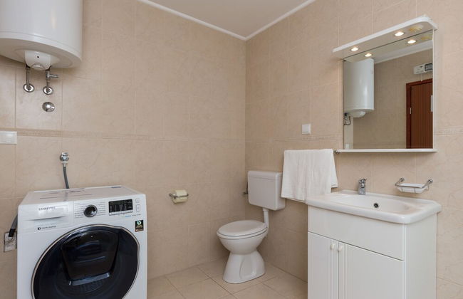 Little Village House - Photo 24
