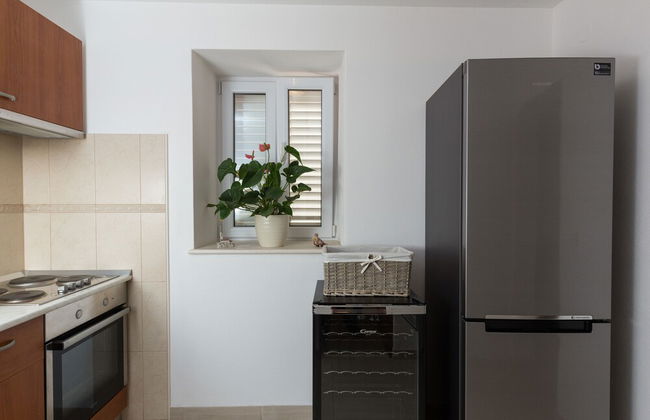 Little Village House - Photo 12