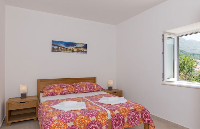 Little Village House - Photo 4