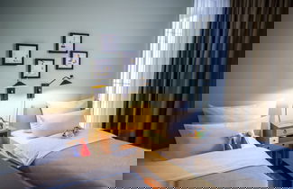 Photo 18 - The Circus Apartments