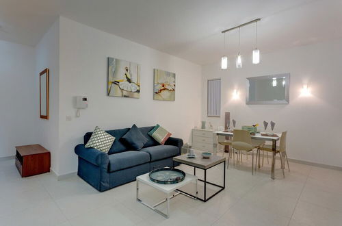 Photo 9 - Modern Apartment in the Best Location Perfect for Families