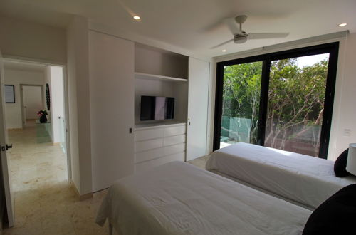 Photo 9 - Bahia Principe Vacation Rentals - Four-Bedroom House
