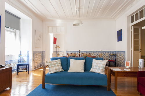 Photo 15 - JOIVY Classic 3BR home w/workspace in Chiado, 2mins from Baixa-Chiado subway