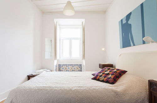 Foto 6 - ALTIDO Classic 3BR home w/workspace in Chiado, 2mins from Baixa-Chiado subway