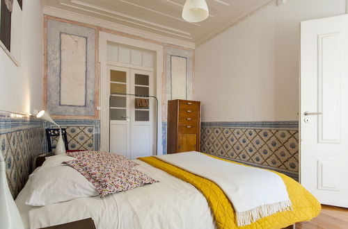 Photo 9 - ALTIDO Classic 3BR home w/workspace in Chiado, 2mins from Baixa-Chiado subway