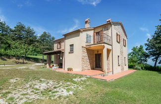 Photo 1 - Villa in Tavoleto With Pool