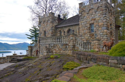 Foto 37 - HIGHLANDS CASTLE overlooking Lake George.. plus 2 other Castles