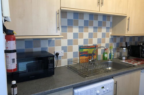 Foto 9 - Super 2 Bedroom Flat near Dalkeith Town Center