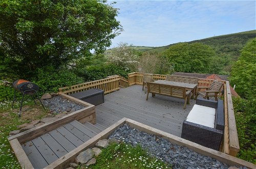 Photo 14 - Berry Cottage Croyde 4 Bedrooms Sleeps 7-9 Dog Friendly