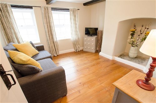 Photo 12 - Berry Cottage Croyde 4 Bedrooms Sleeps 7-9 Dog Friendly